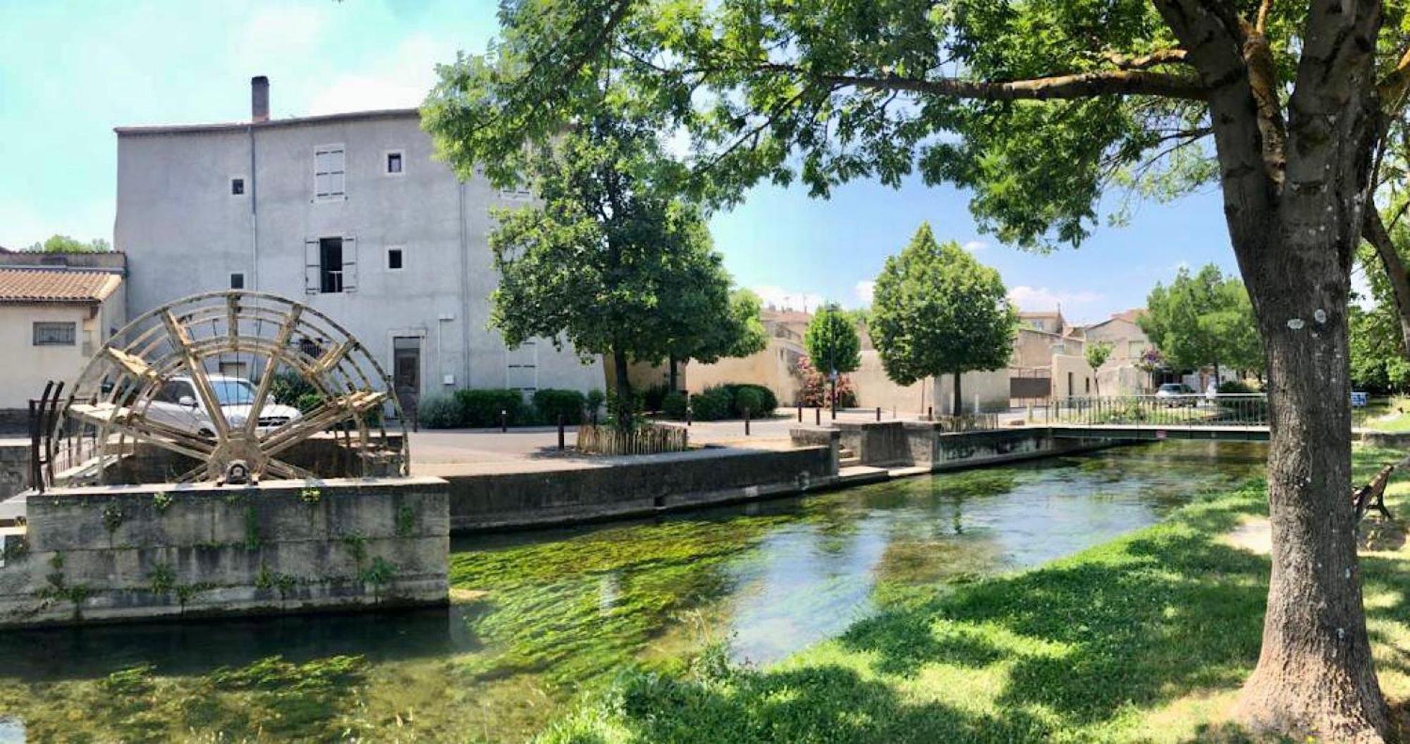Quai Du Felibre Apartment L'Isle-sur-la-Sorgue Bagian luar foto